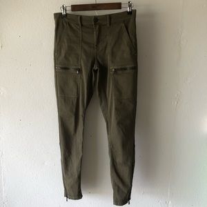 Blank NYC Skinny Army Green Pants, size 27